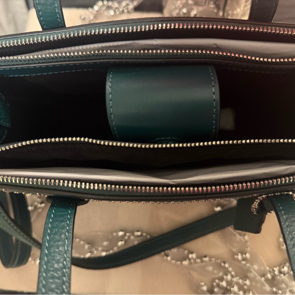 NWOT COACH leather bag COACH rivet Nina small tote shoulder bag. Emerald Green. - Picture 8 of 10